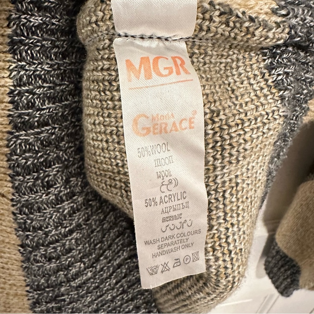 MGR Moda Gerace Wool Zip Neck Sweater - Picture 6 of 7